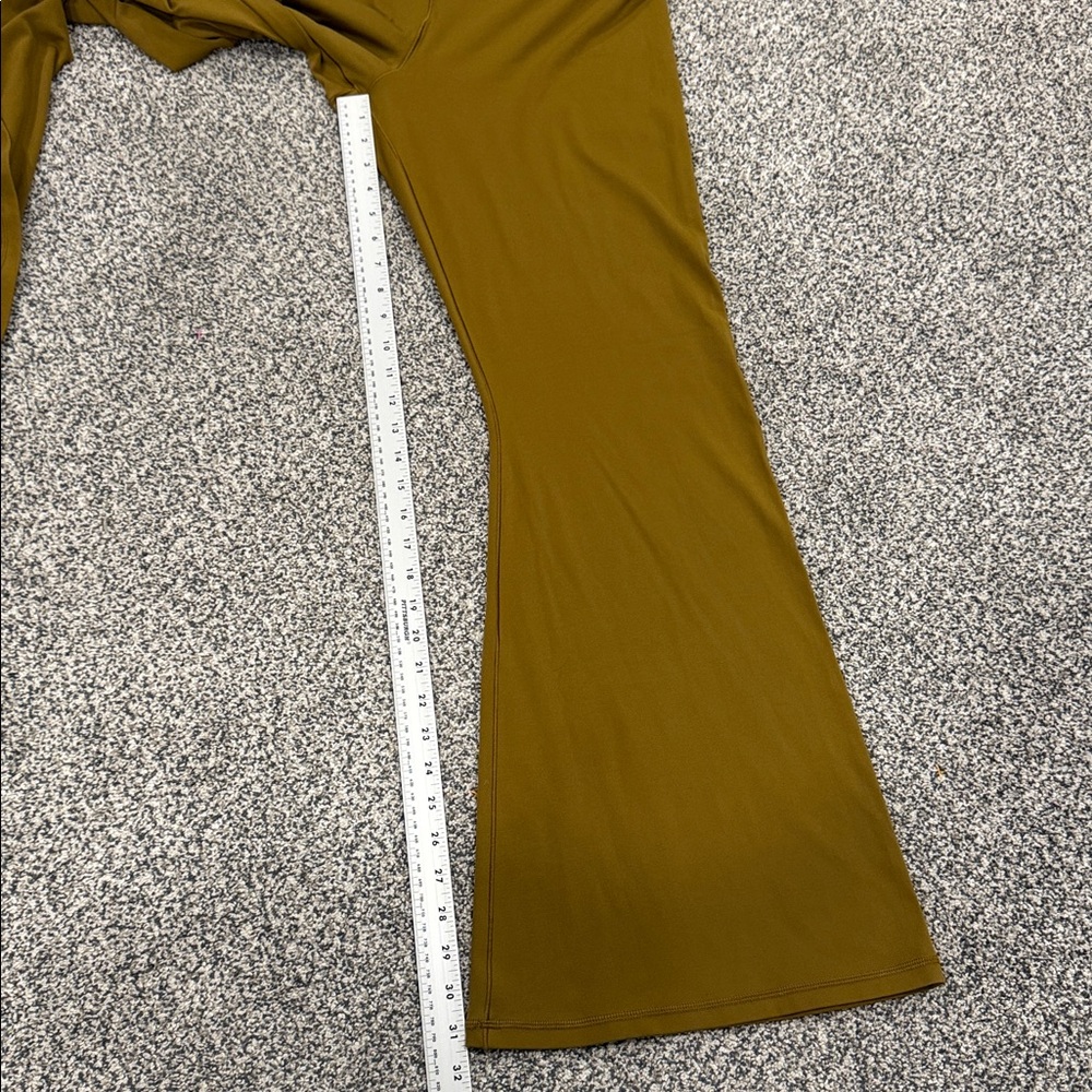 Offline by Aerie Real Me High Rise Flare Mustard Tan Athleisure Leggings Sz XXL - Picture 14 of 15